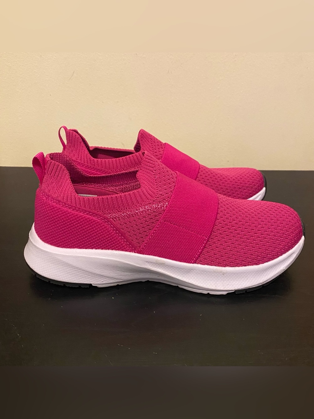 Athletic Works Odor Control Hot Pink Banded Slip On Sneakers Shoes Womens 7